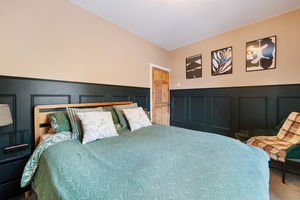 Photo 18- click for photo gallery